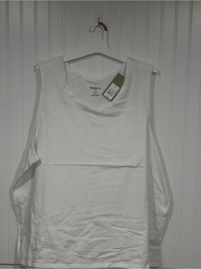 Goodfellow & Co White Scoop Neck Tank